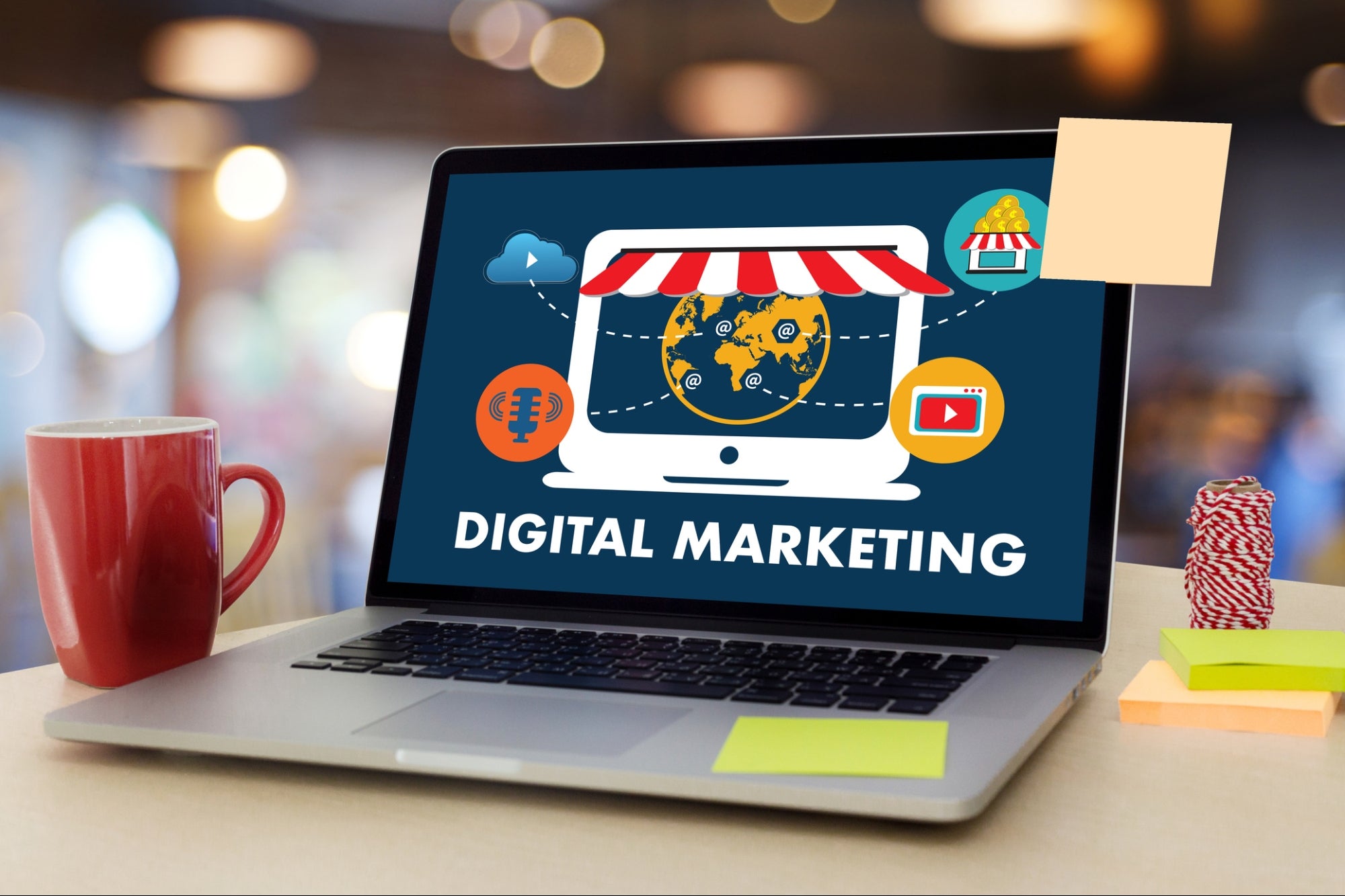 Laptop a digitálny marketing